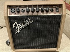 Genuine FENDER Acoustasonic 15