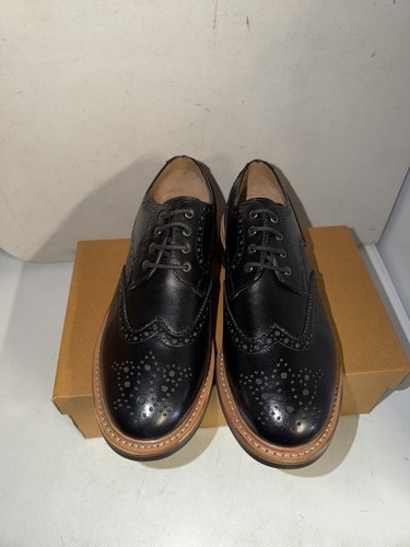 Cotswold black leather brogue