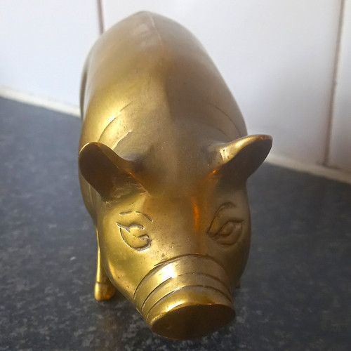 Brass pig figurine statue - pig, figurine/statue