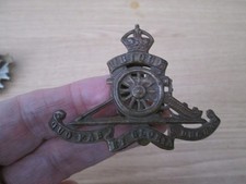 VINTAGE GILT METAL ROYAL