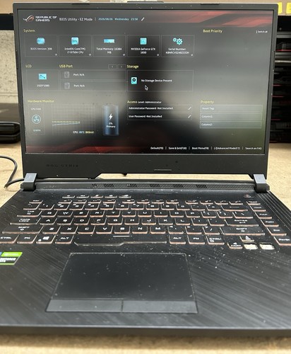 Asus rog strix - rog, model