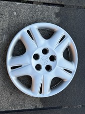 TOYOTA AVENSIS 15" WHEEL TRIM