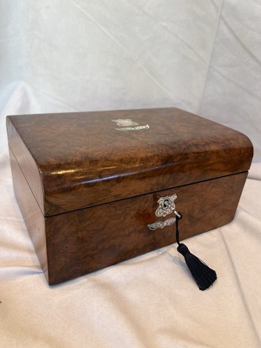 Victorian burr walnut with - walnut,