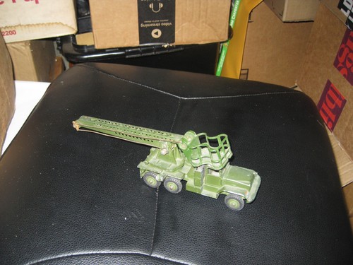 Missile servicing platform - missile,