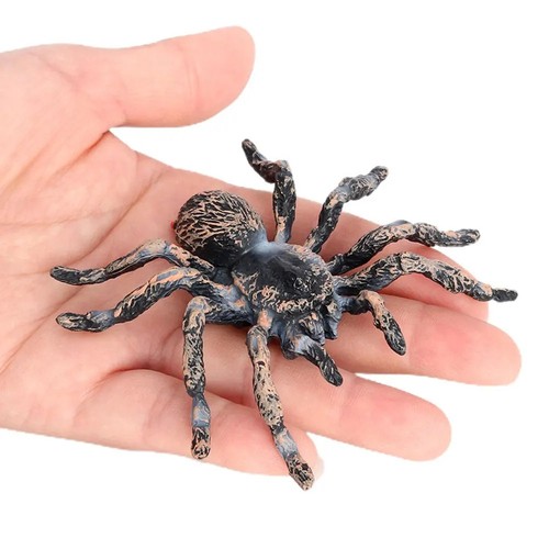 Realistic scary fake spider - realistic,