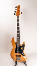 Marcus Miller V5 5 String