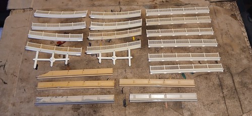 Triang hornby oo gauge - &,