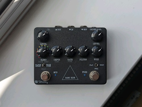 Keeley dark side fuzz - dark, delay