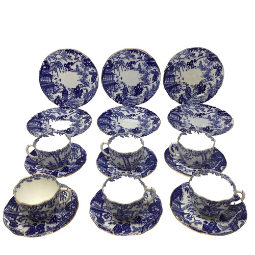 Royal crown derby - royal, mikado