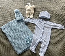 Blue Baby Boy Cozy Bundle. Blanket, 3 Cozy Hats, Booties, Mittens. Babygrow 3-6m