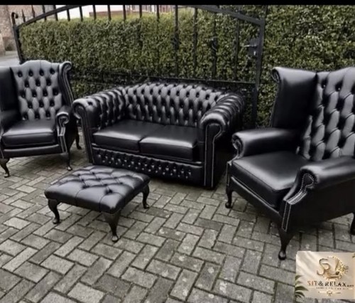 Black leather chesterfield - black,