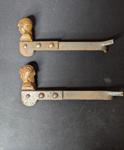 Pair antique cast iron - cast,