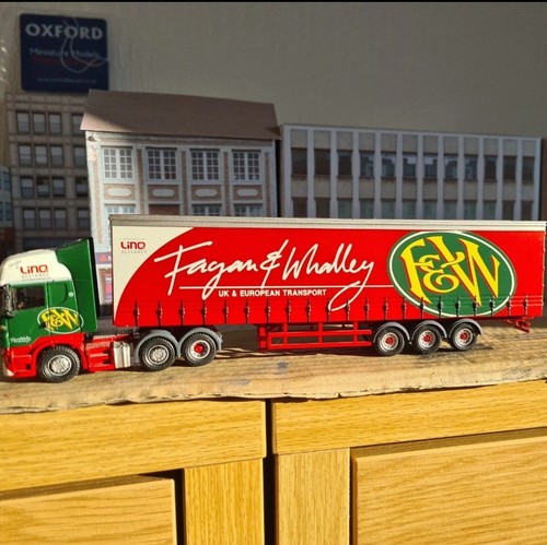 Scale trucks and - 1:76,