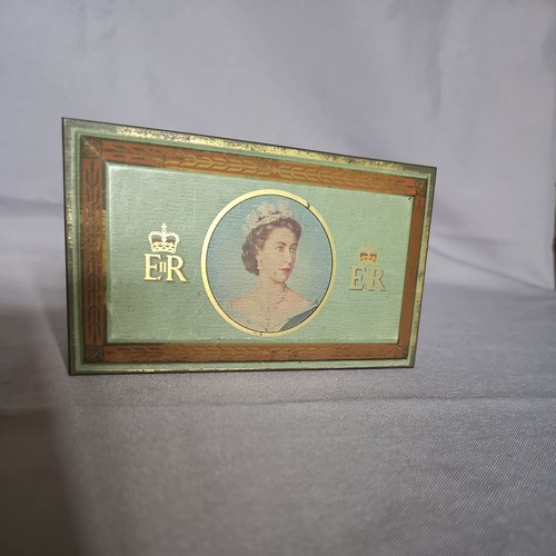 Coronation souvenir 1953 - souvenir,