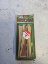 Peco LK-67 Stone Type Platform