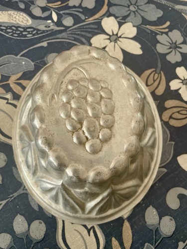 Vintage silver metal jelly - vintage,