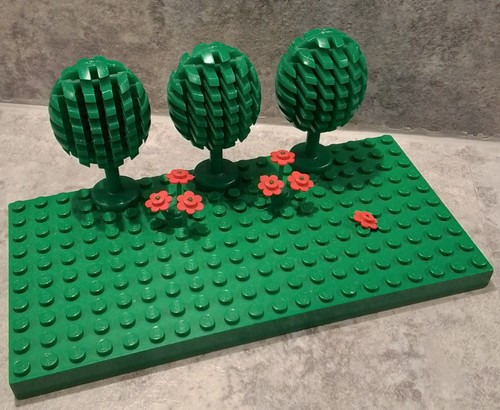 Lego green base 3 - x, x