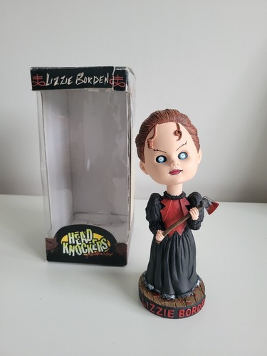 Living dead lizzie - lizzie, head