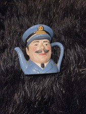 Artone Small Character Toby