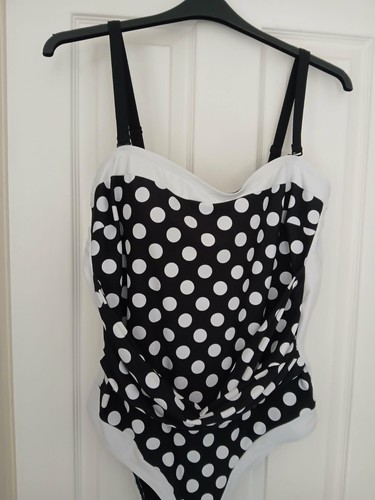 Ladies simply black - simply, and