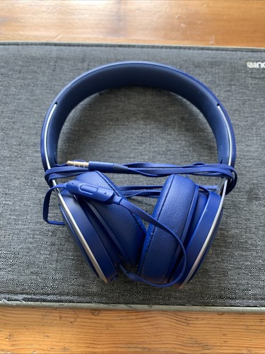 Beats blue cabled headphones - blue,