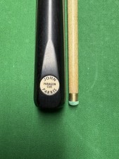 John Parris Paragon 3/4 Maple Cue With Extensions And Master Cue 3/4 Case