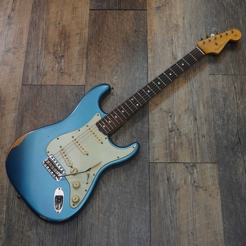 Fender road worn stratocaster - fender,