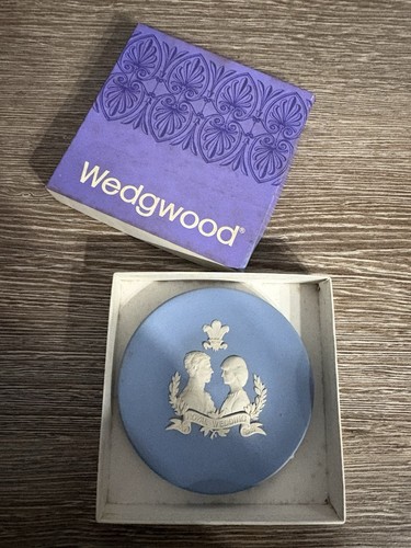 Wedgewood blue jasperware - wedgewood,