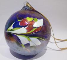 Beautiful Large Hand Blown Glass Friendship Christmas Xmas Bauble / Orb 12cm
