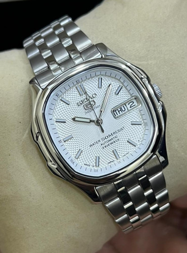 Rear seiko superior - rear,