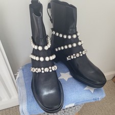 ZARA REAL LEATHER PEARL EMBELLISHED PULL ON BOOT SIZE UK7