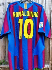 Barcelona Home 2005/06 Football Shirt Size XL Ronaldinho #10 Nike