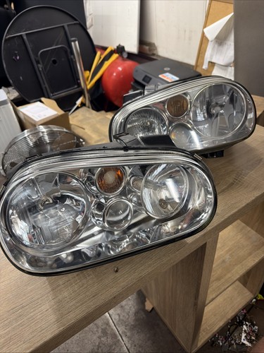 Golf mk4 pair of - -,