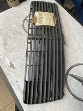 2028880323 Mercedes Benz W202 Radiator Grill 