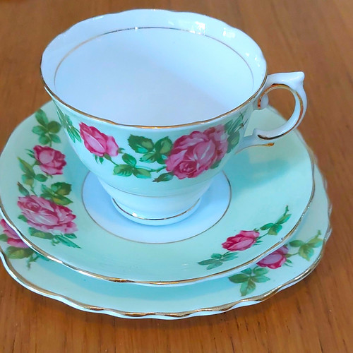 Trio colclough bone china - trio,