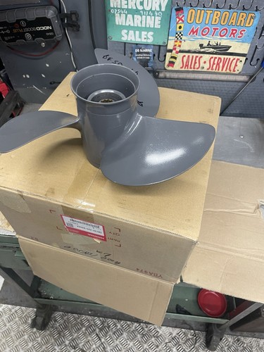 Honda bf40 propeller new - honda,