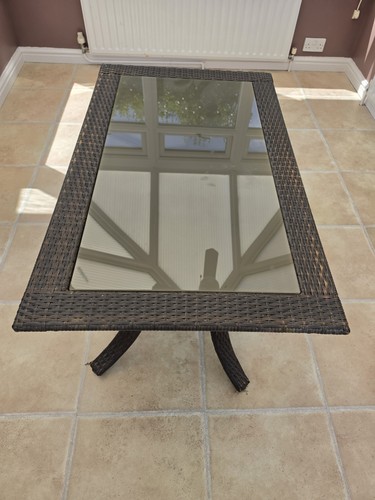 Good quality conservatory - good,