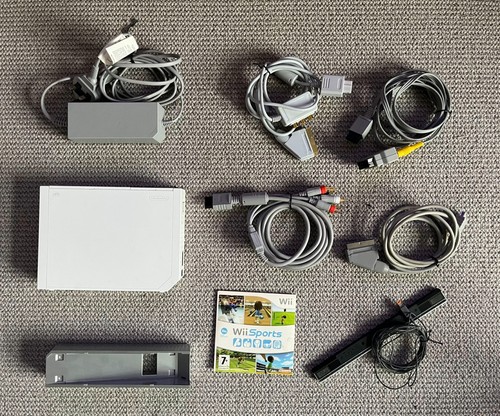 Nintendo wii console game and - nintendo, console,