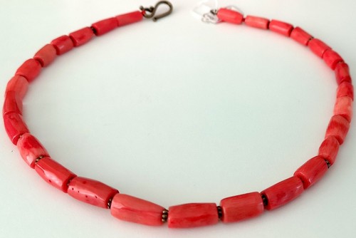 Lovely vintage salmon colour - lovely,