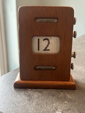 Vintage Light Wood Perpetual Calendar Free Standing Stylish Desktop Accessory 