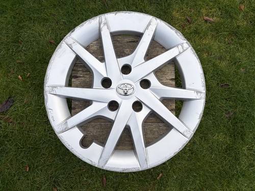 Genuine toyota prius wheel - prius,