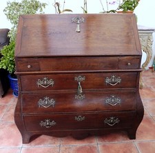 COUNTRY OAK BOMBE BUREAU