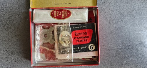 Ronson service outfit - ronson,