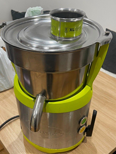 Santos centrifugal juicer - santos,
