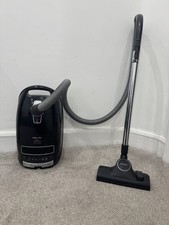 Miele S8310 Power Plus