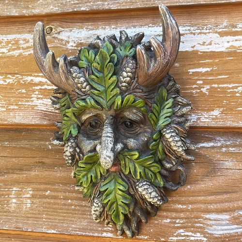 Green man wall - green,