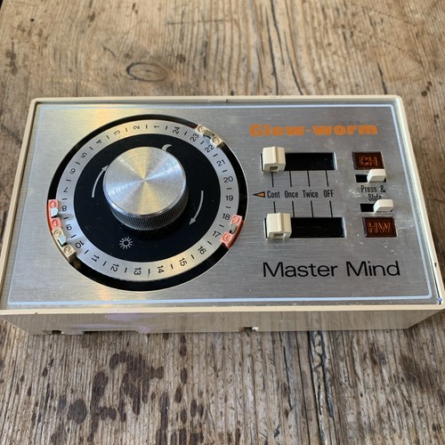 Glow worm master mind - worm, -timer