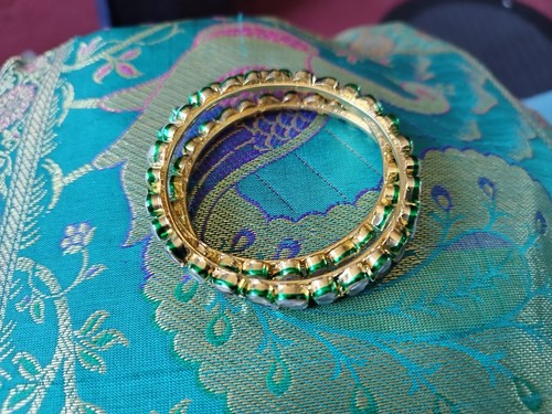 Small indian kundan - small, style