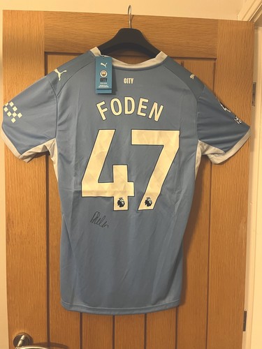 Phil foden signed manchester - foden,