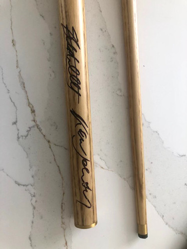 Very rare signed riley snooker - very,